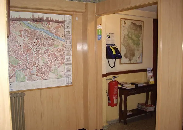 Santa Gema 게스트하우스 사라고사